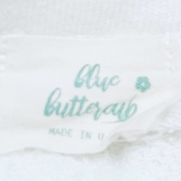 Blue Buttercup Rainbow Lip Sweatshirt - Picture 4 of 5